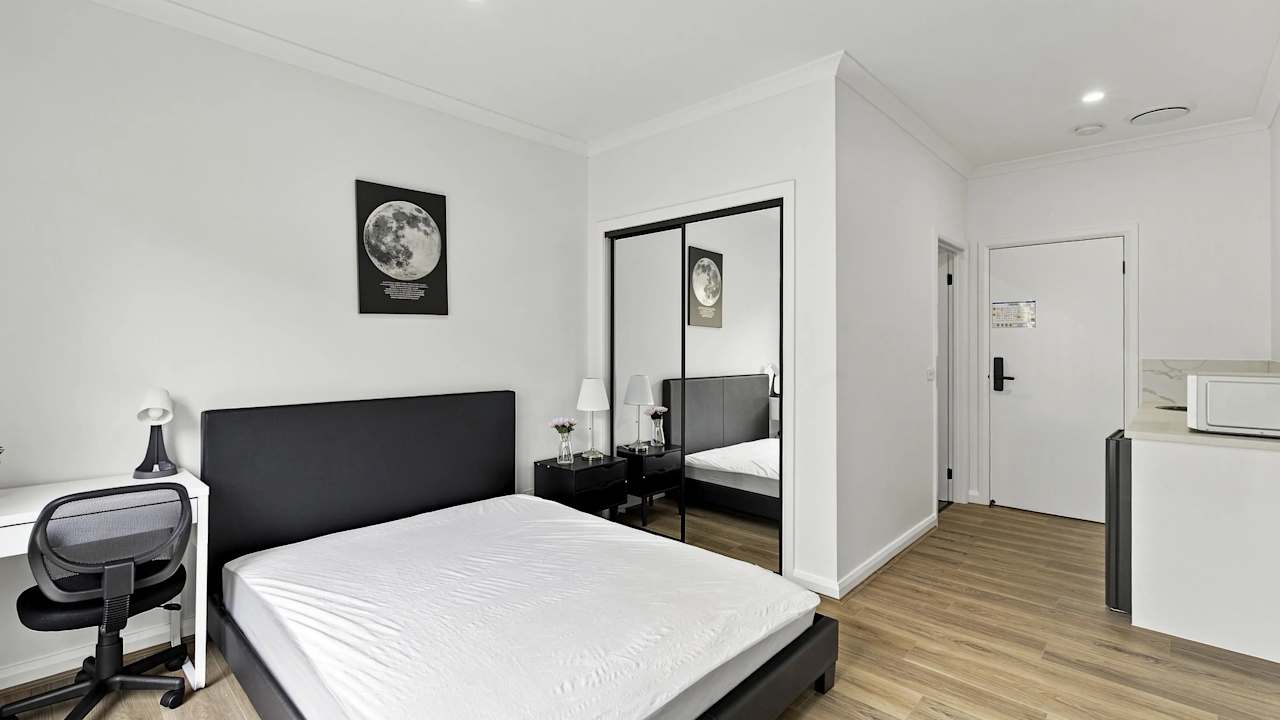 Furnished room with ensuite in a share house