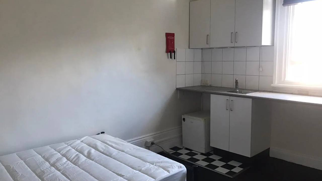 Furnished room in a share house