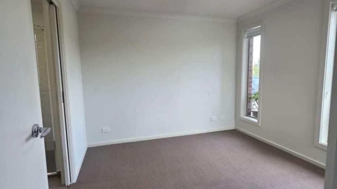 Unfurnished room with ensuite in a share house