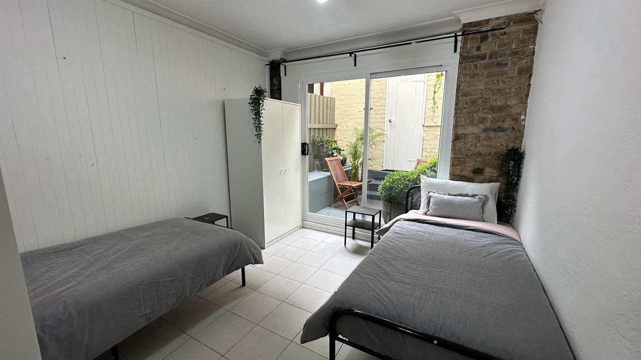 Furnished room in a share house