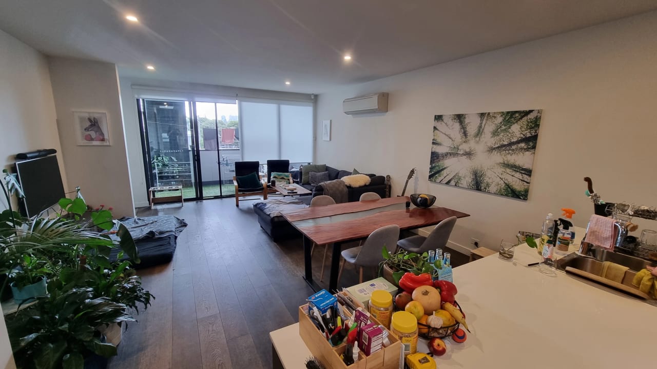 Room with ensuite in a share house