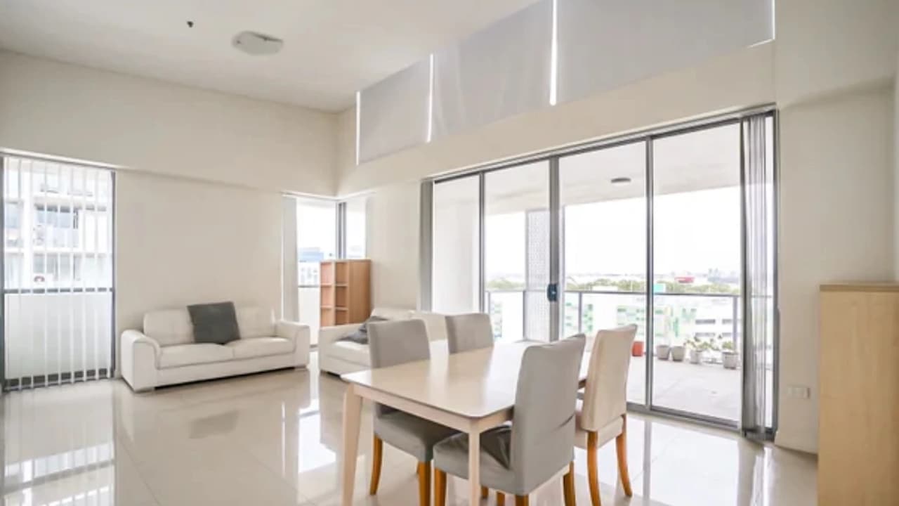 Whole property with 2 rooms for rent