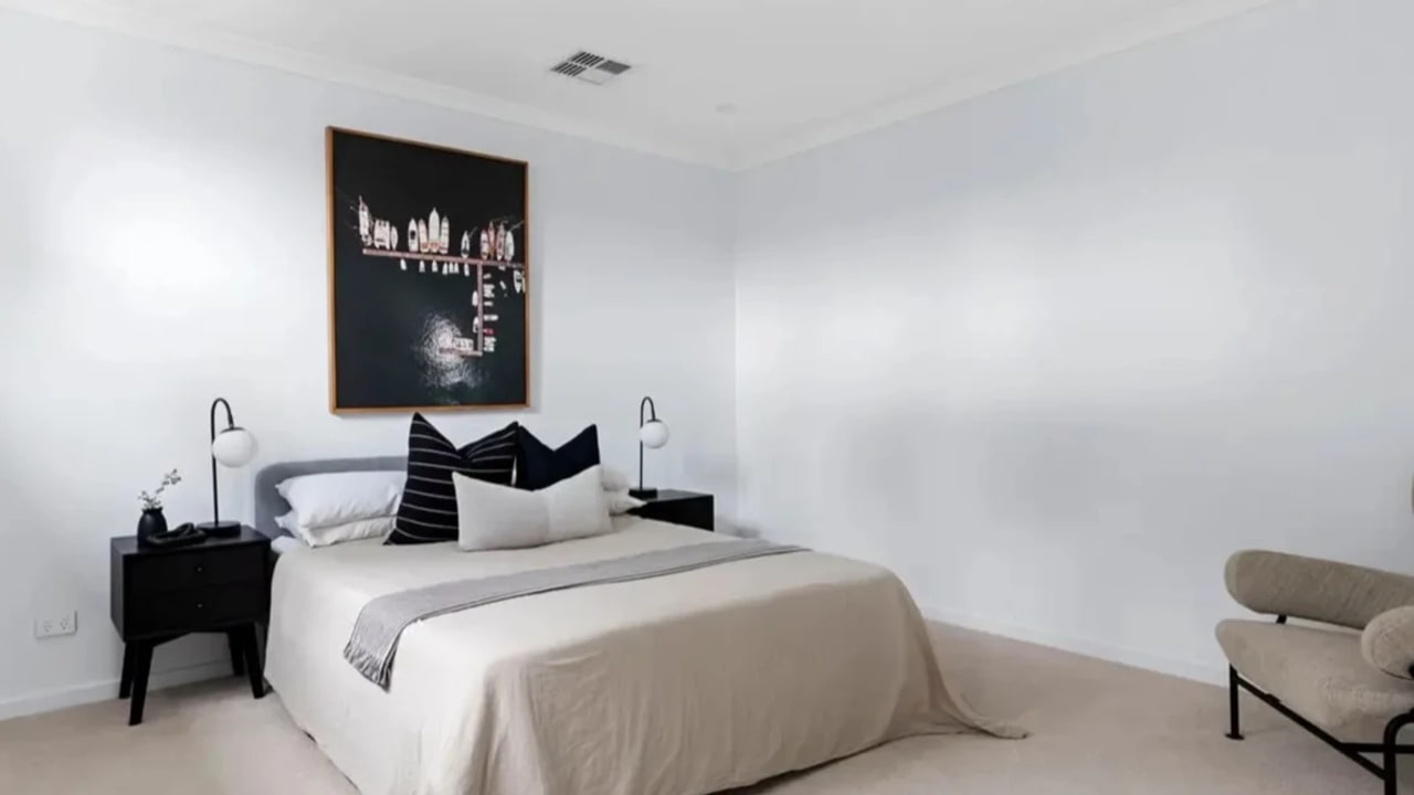 Furnished room with ensuite in a share house