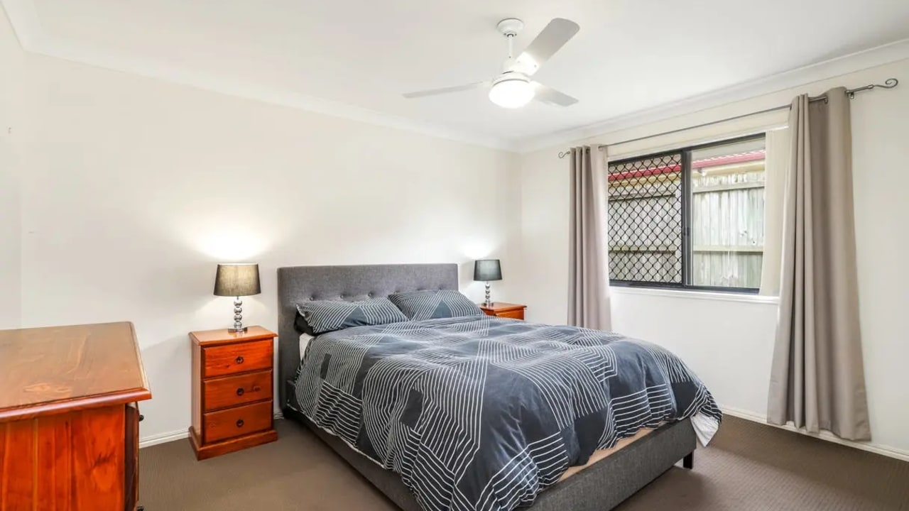 Room with ensuite in a share house