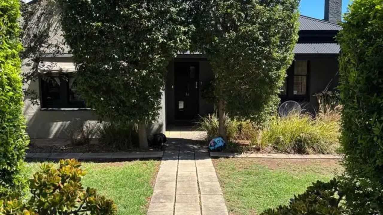 Unfurnished room in a share house