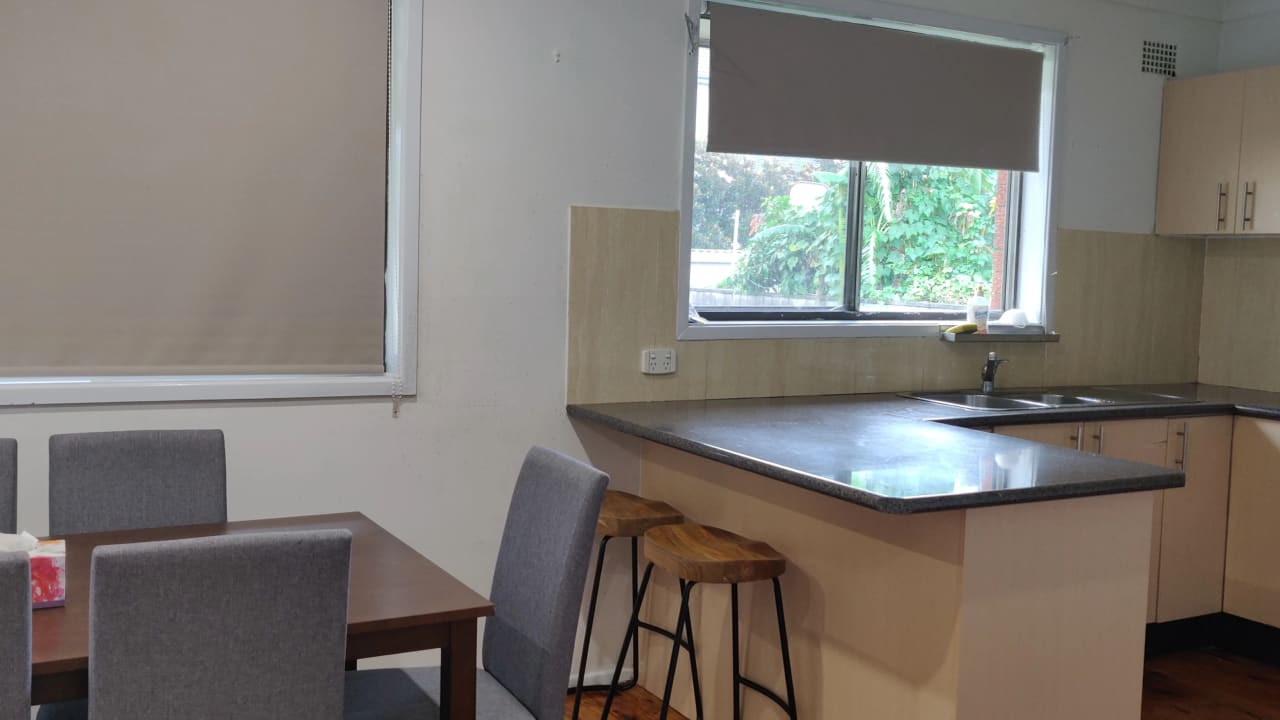 Room in a share house