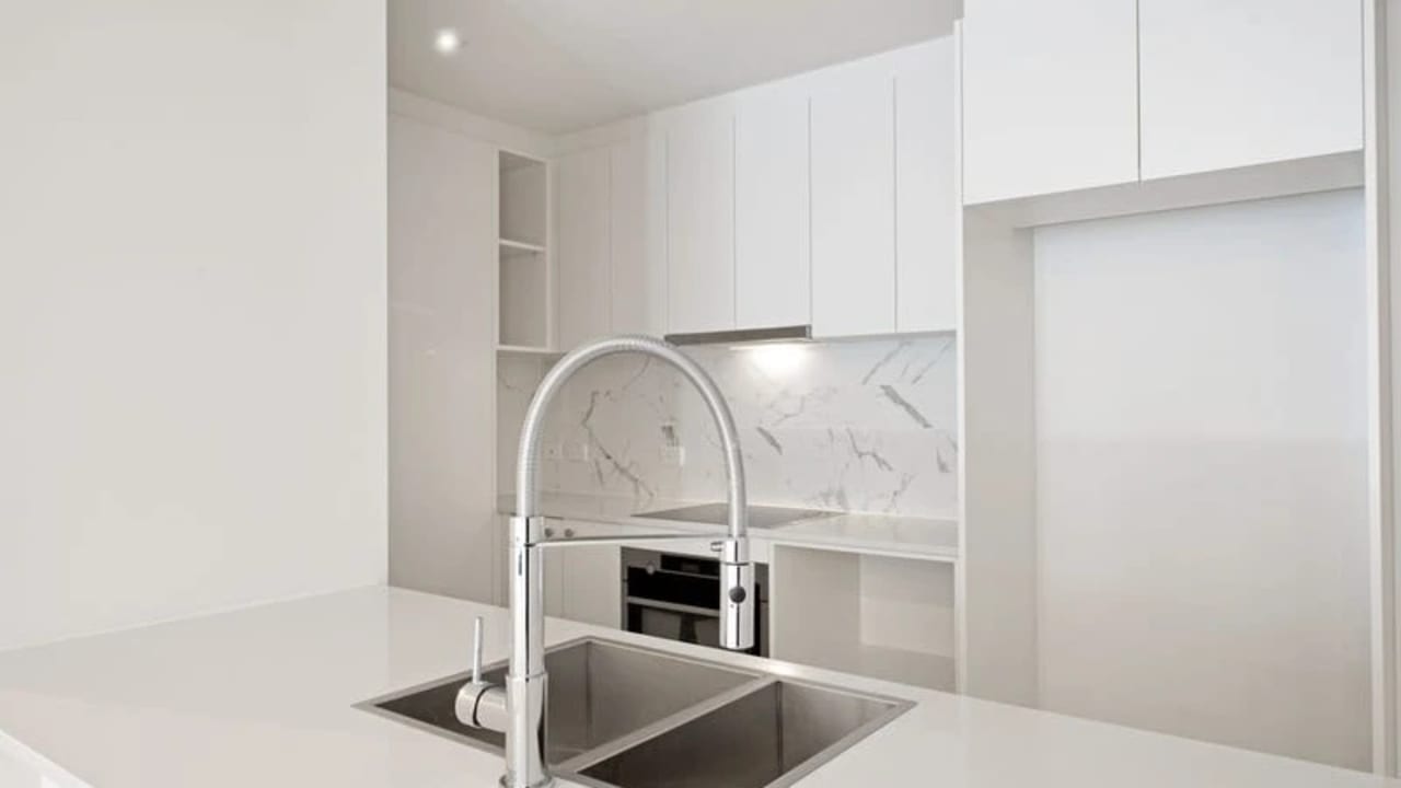 Unfurnished room with own bathroom