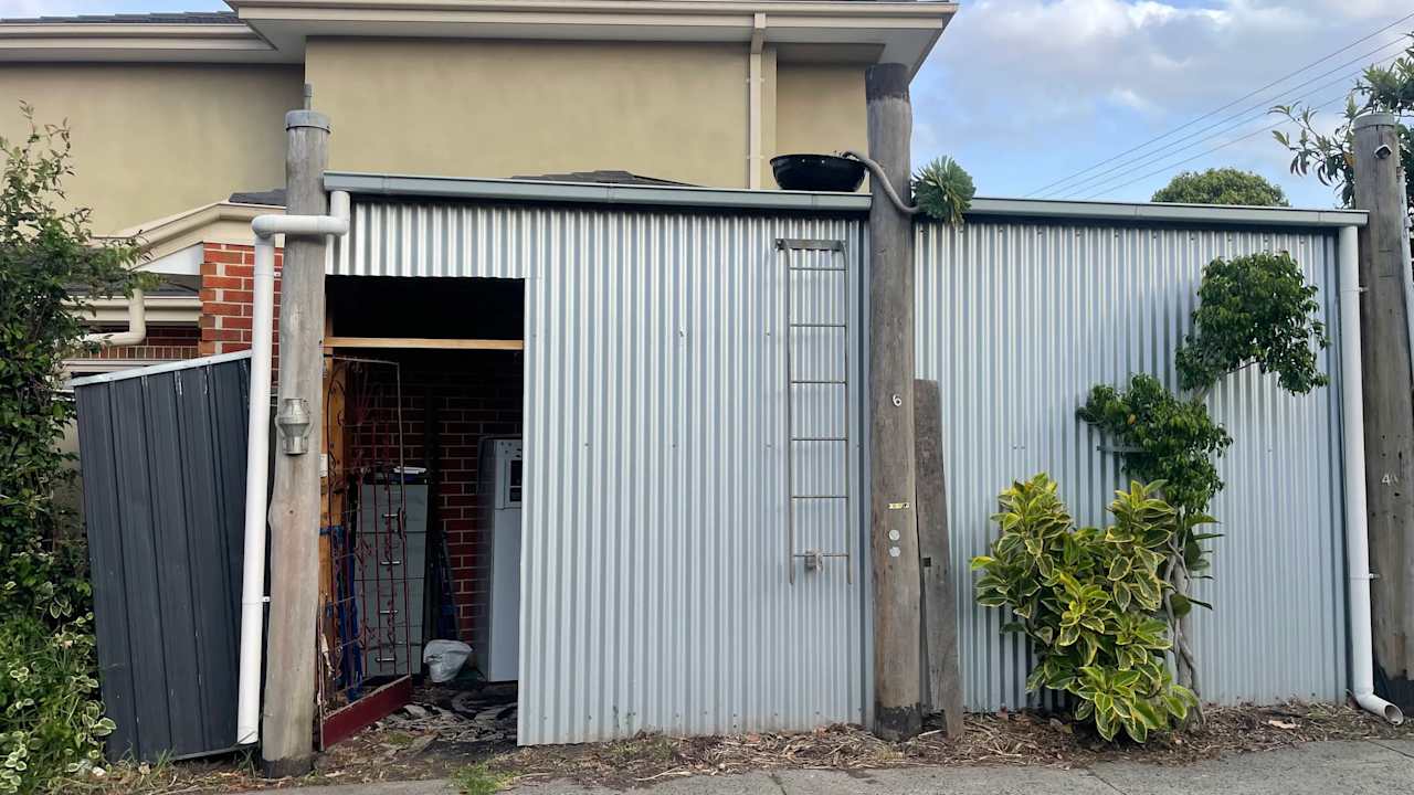 Room in a share house