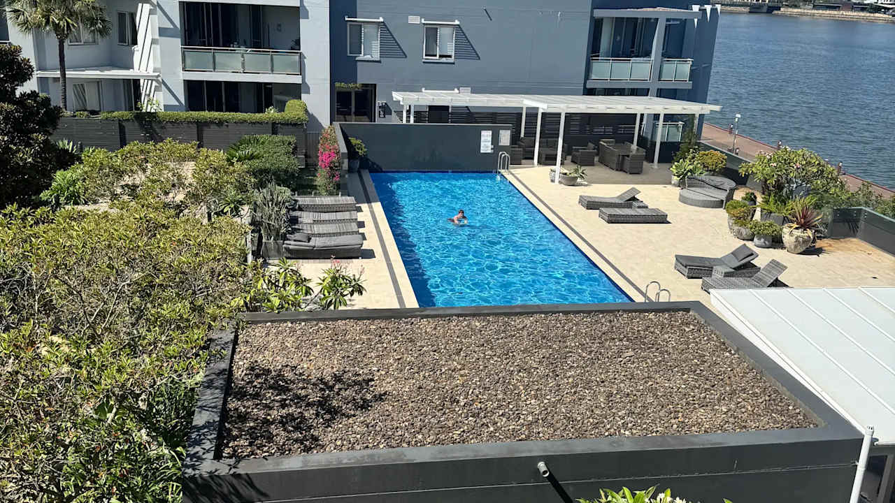 Unfurnished room with ensuite in a flatshare