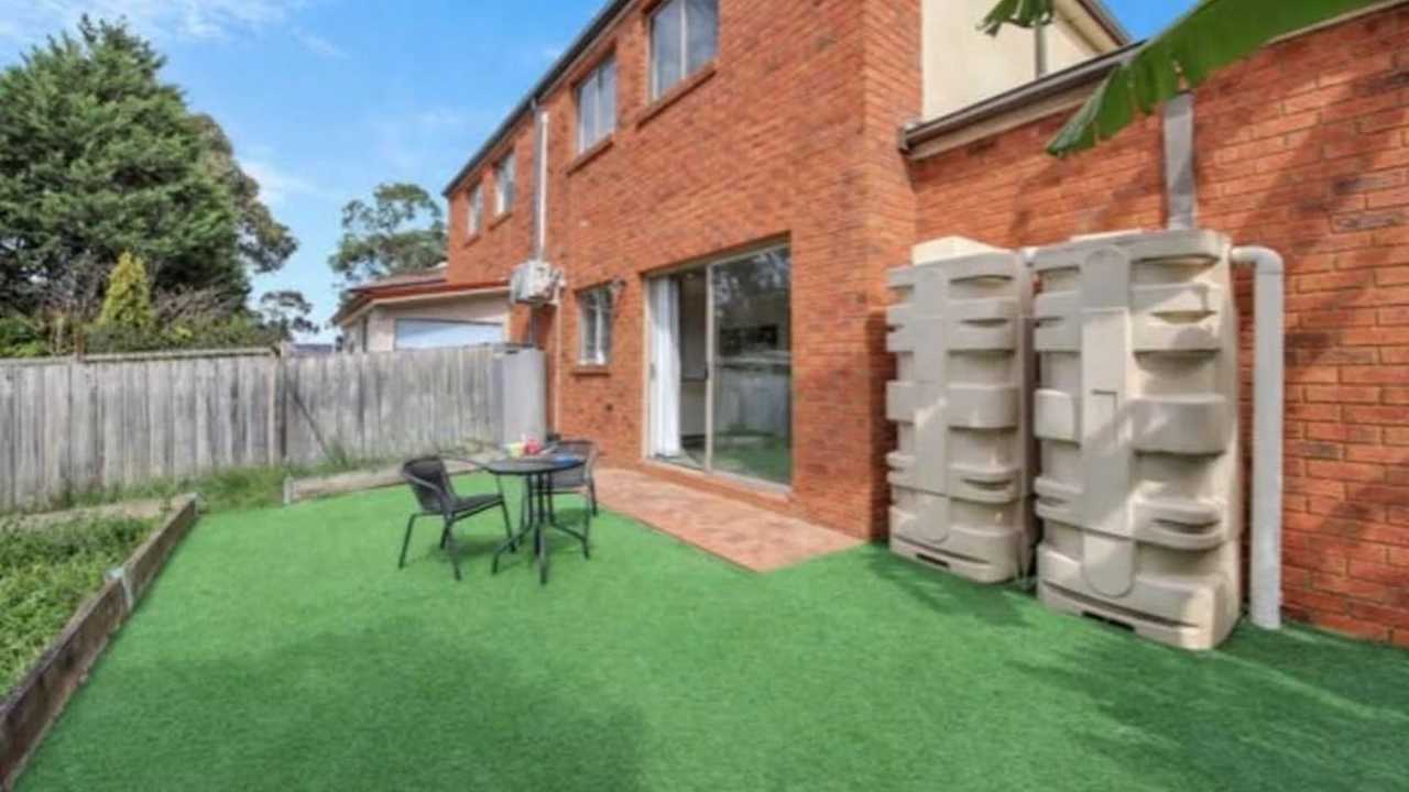 Furnished room with ensuite in a share house