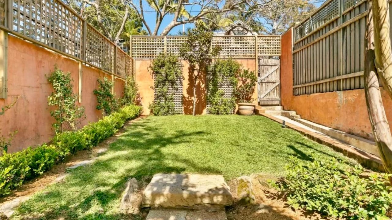 Whole property with 3 rooms for rent