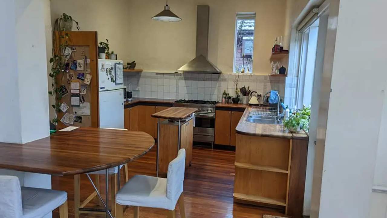 Unfurnished room in a share house