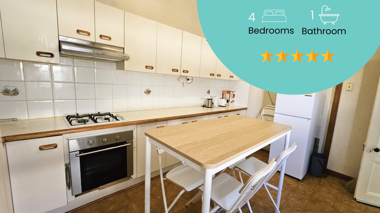 Furnished room in a share house