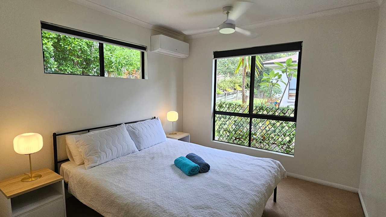 Furnished room in a share house