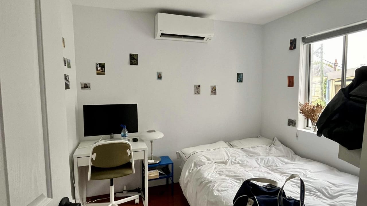Unfurnished room in a share house