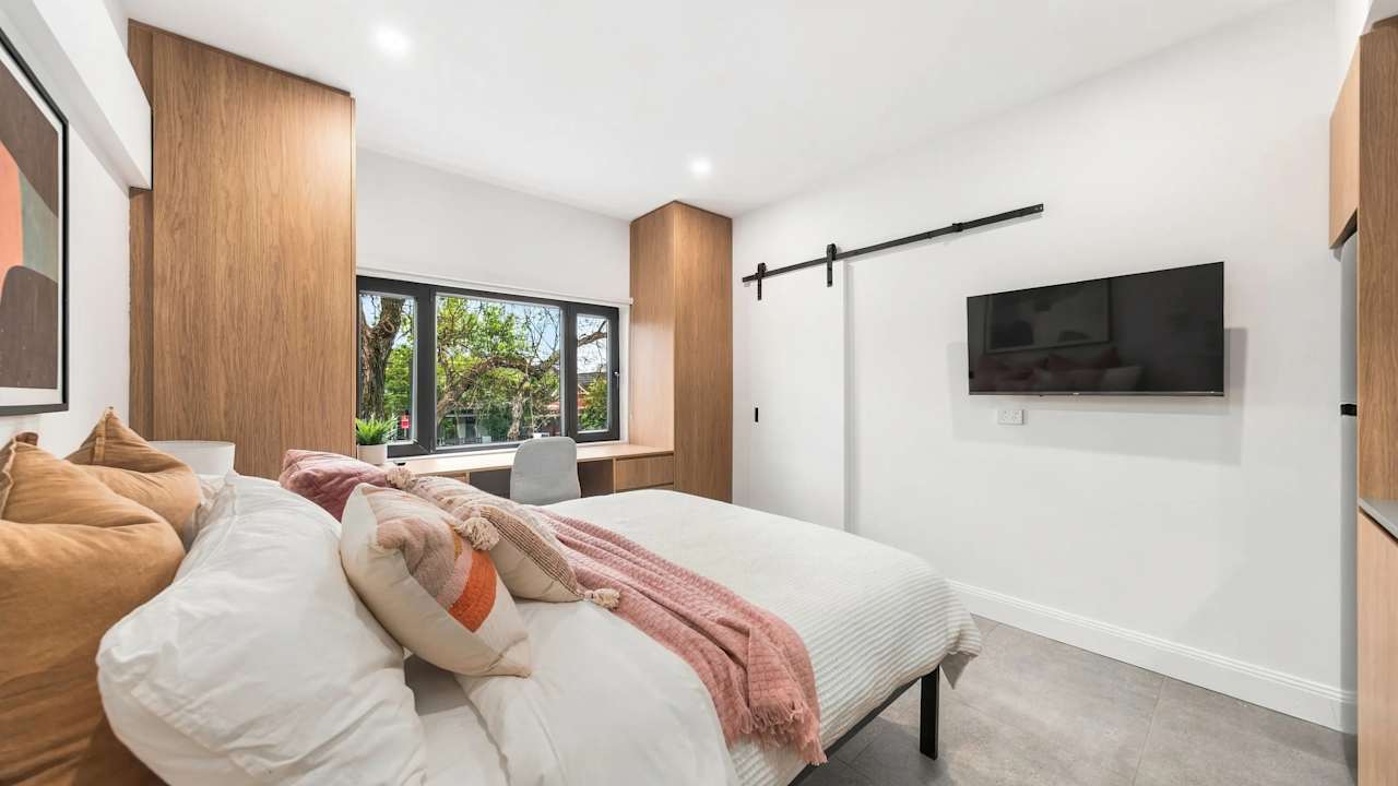Room studio flat for rent