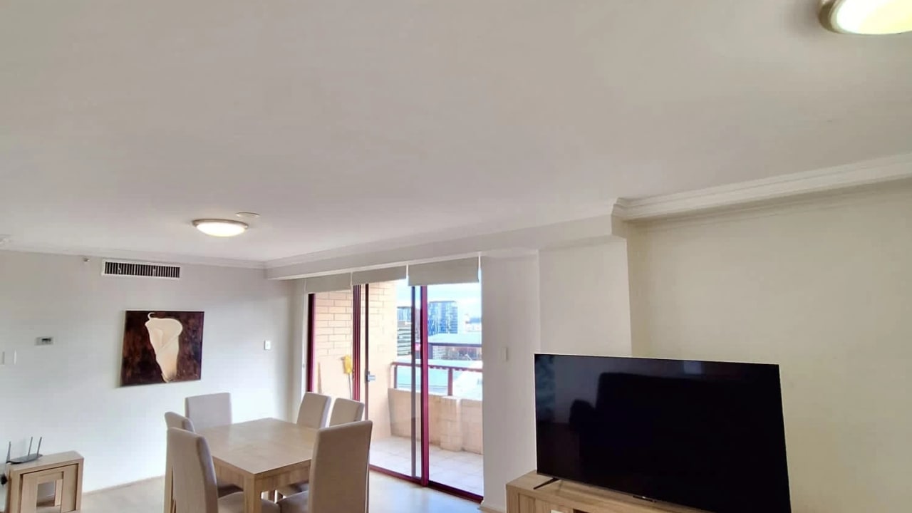 Furnished room in a flatshare