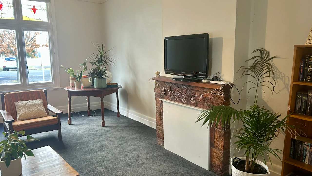 Unfurnished room in a share house