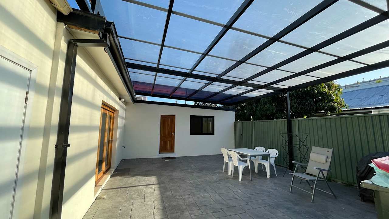 Furnished room granny flat for rent