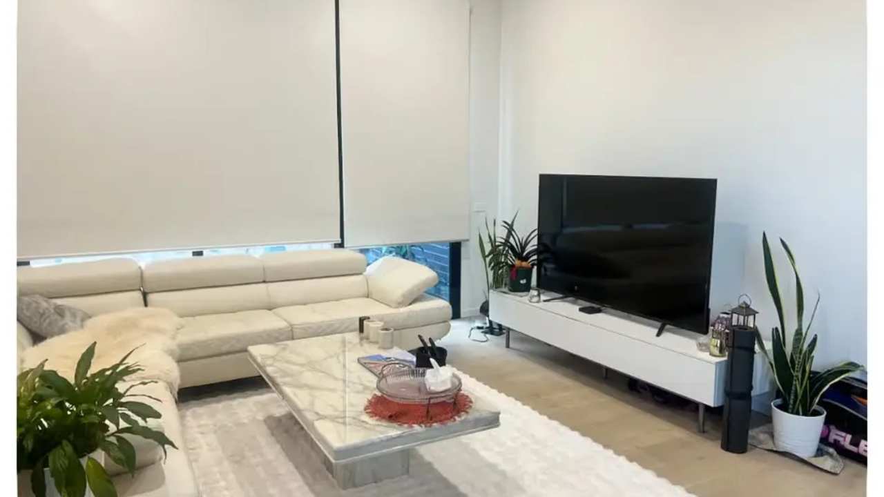 Room with ensuite in a share house