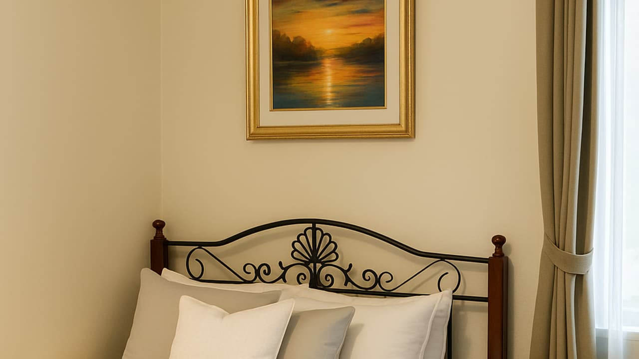 Furnished room studio flat for rent