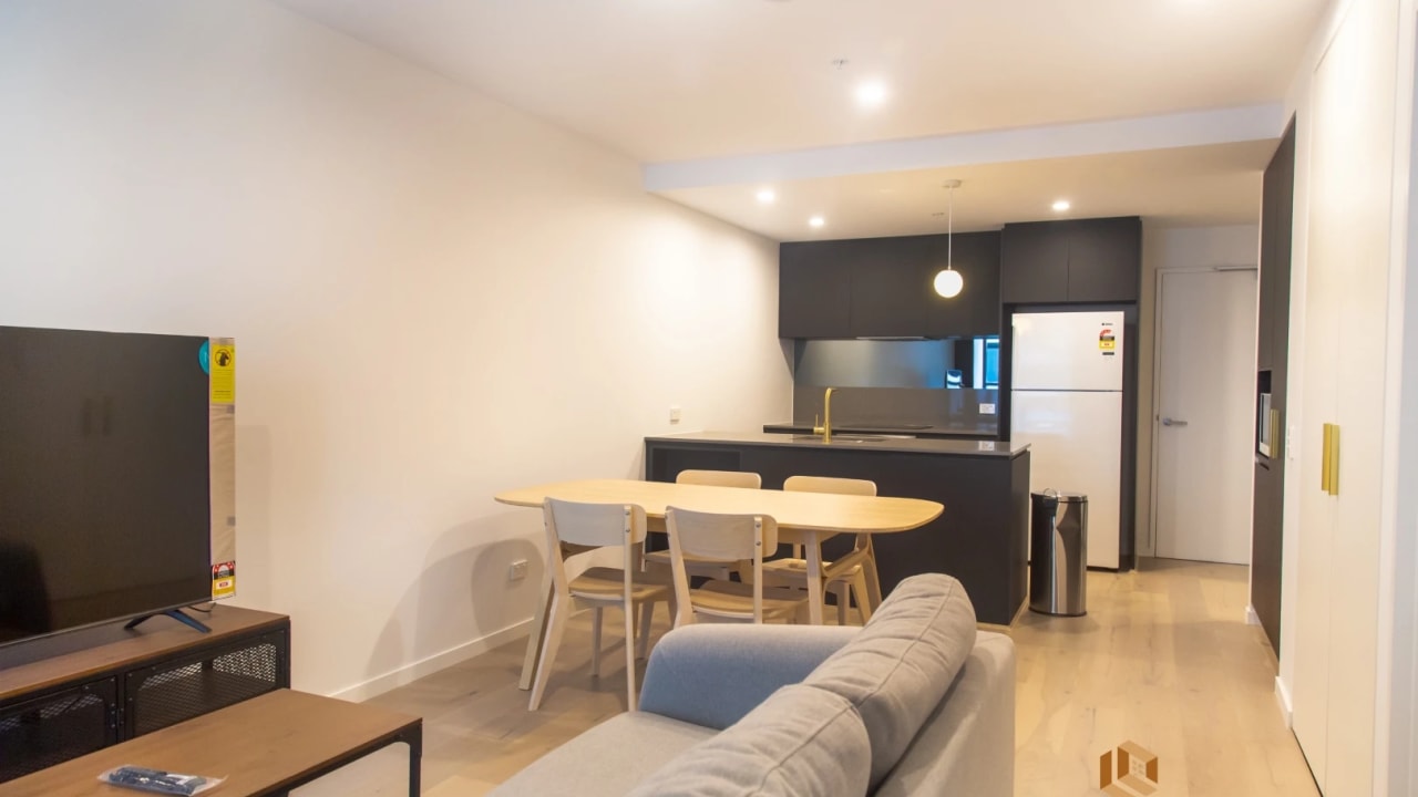 Furnished room with own bathroom