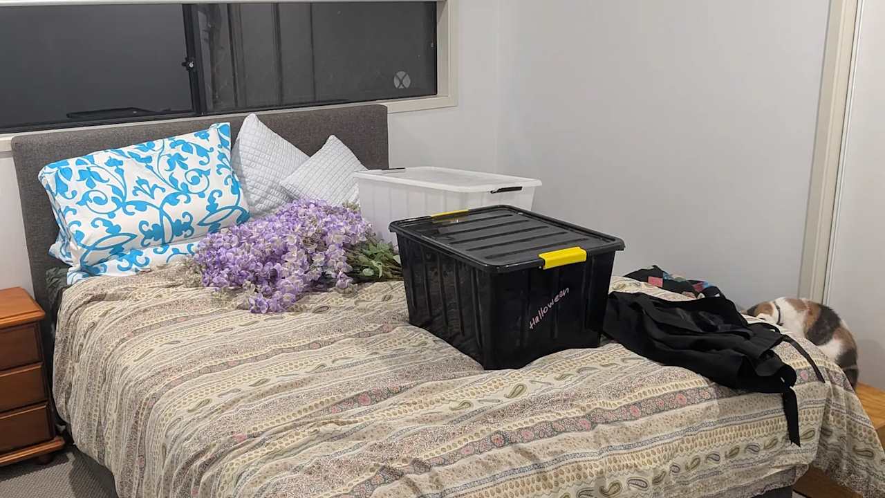 Unfurnished room in a share house