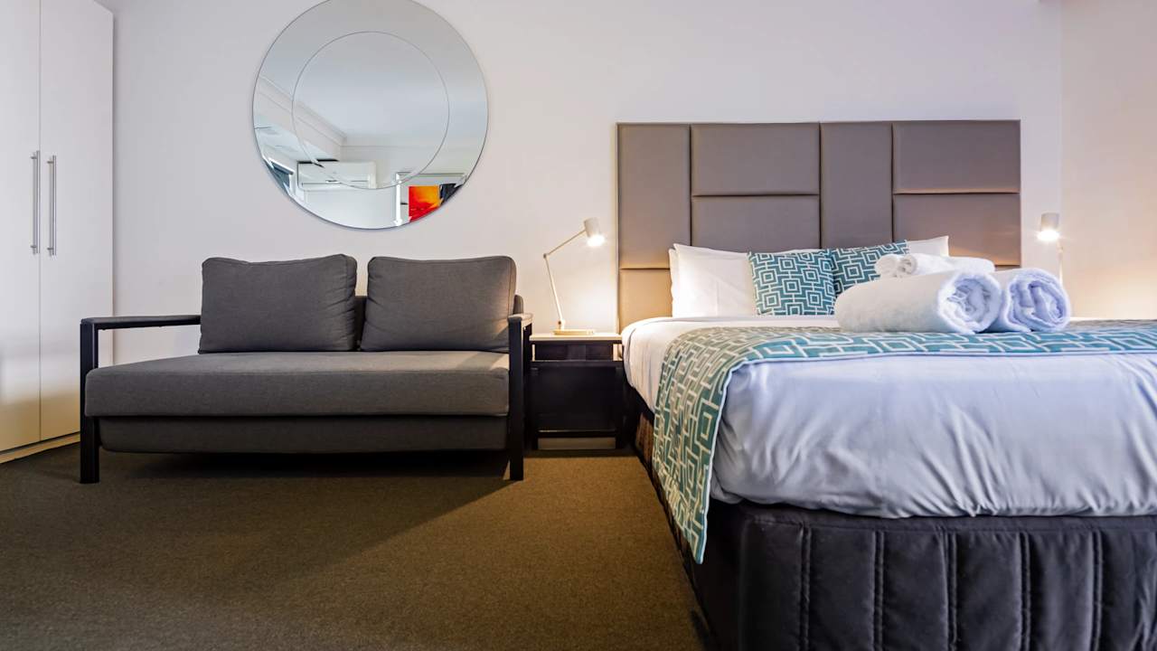 Furnished room studio flat for rent