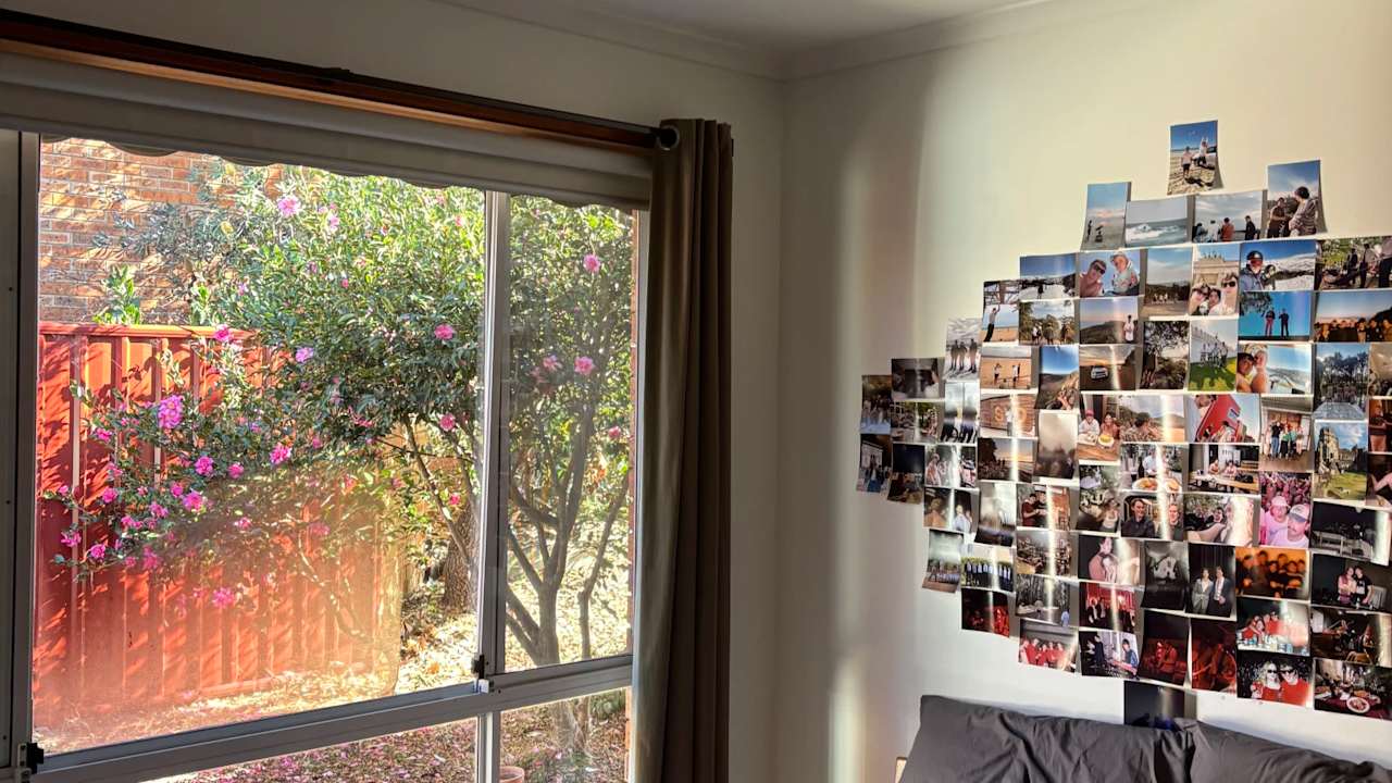 Furnished room in a share house