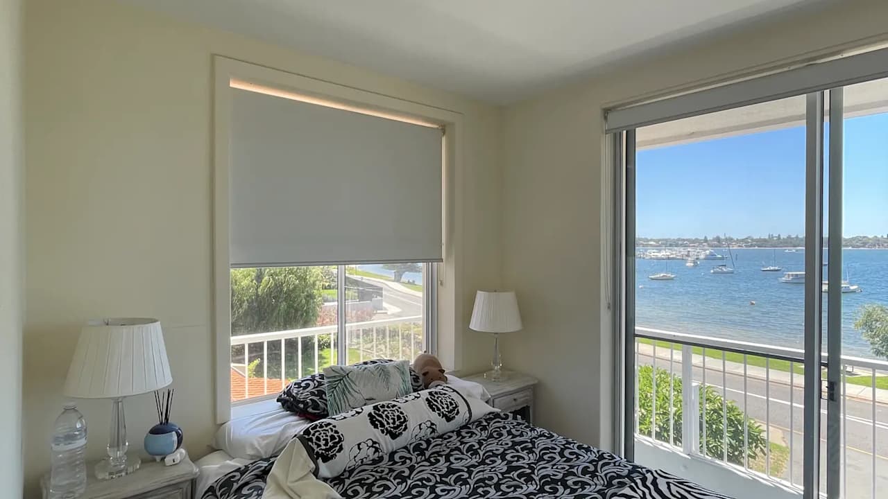 Furnished room in a flatshare