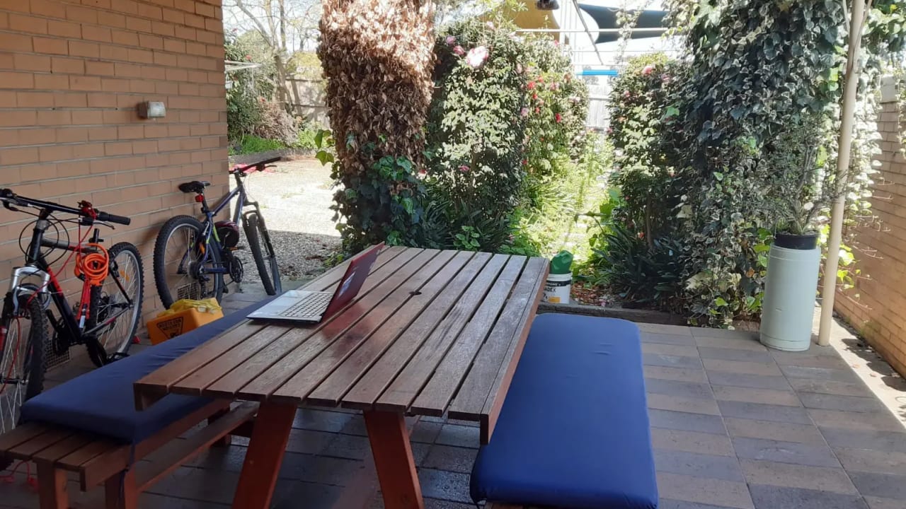 Furnished room in a share house