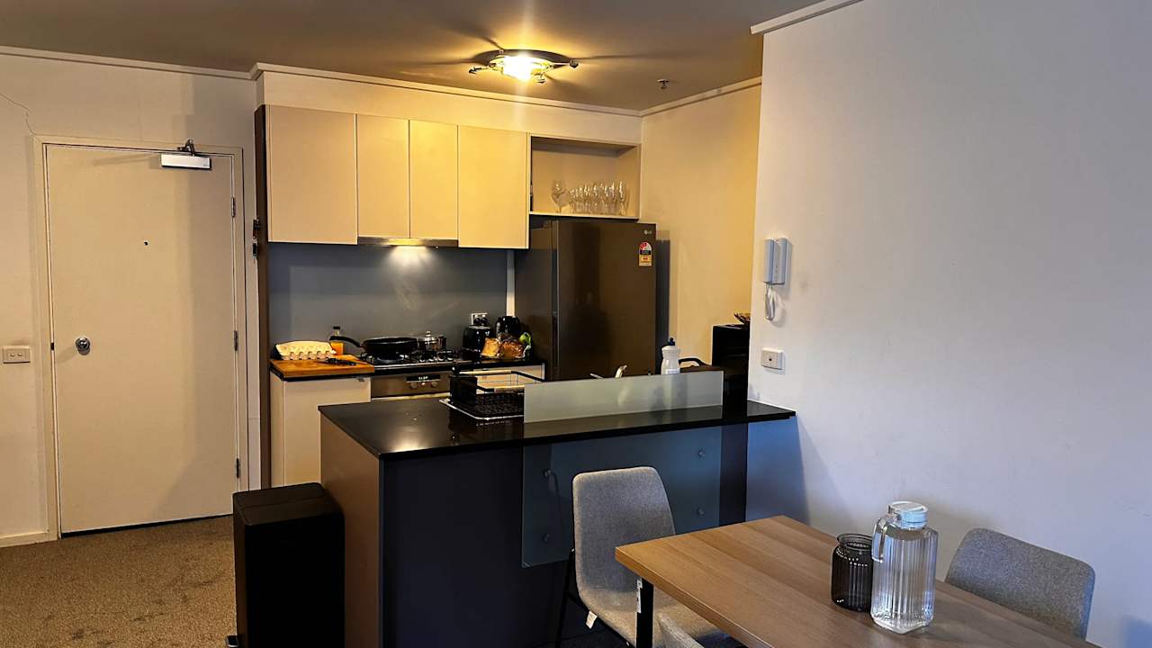 Furnished room with own bathroom