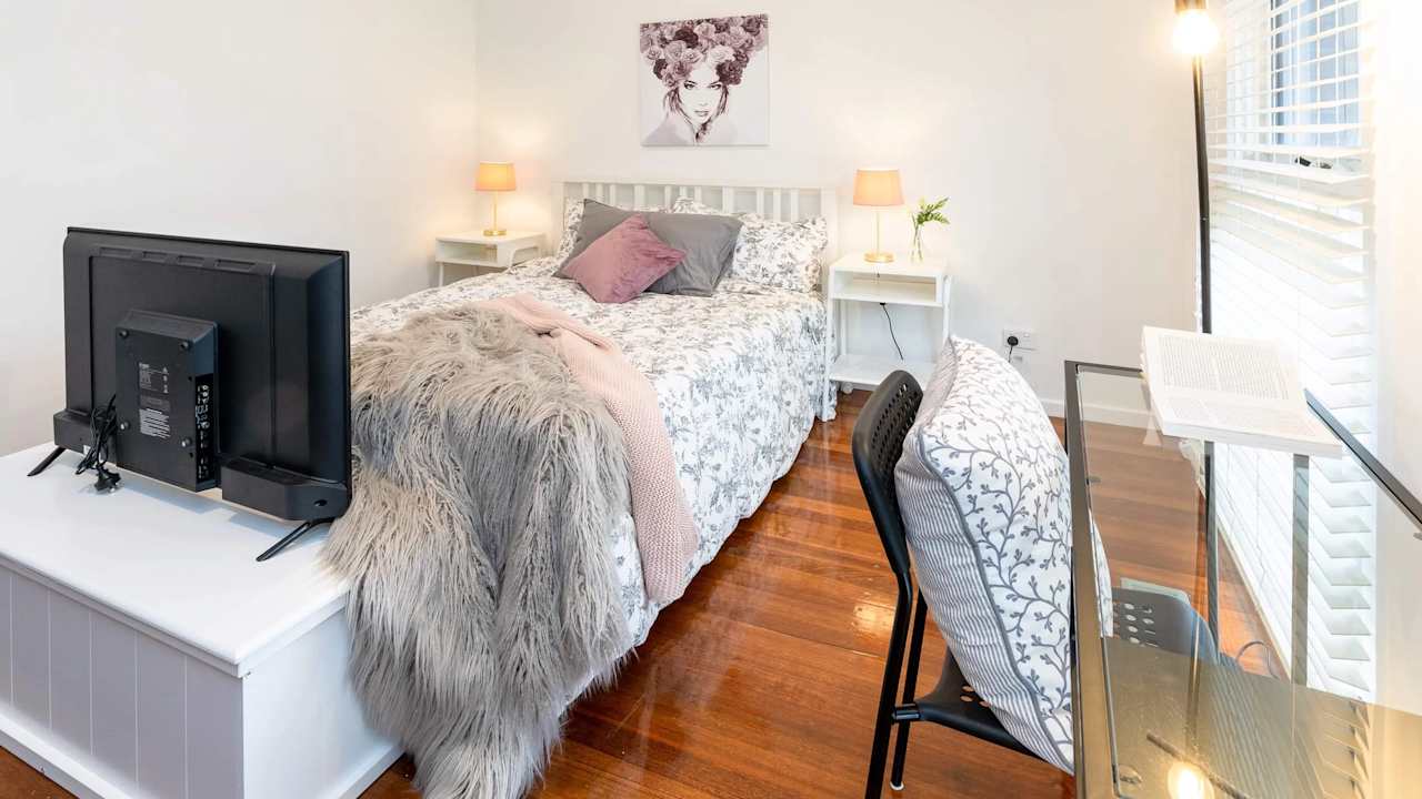 Furnished room with own bathroom