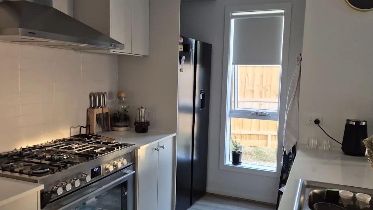 Unfurnished room in a share house