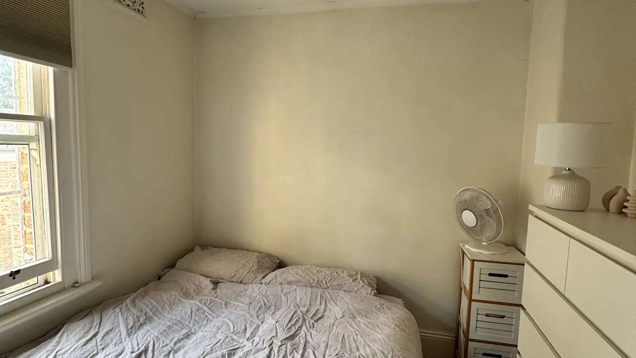 Unfurnished room in a share house