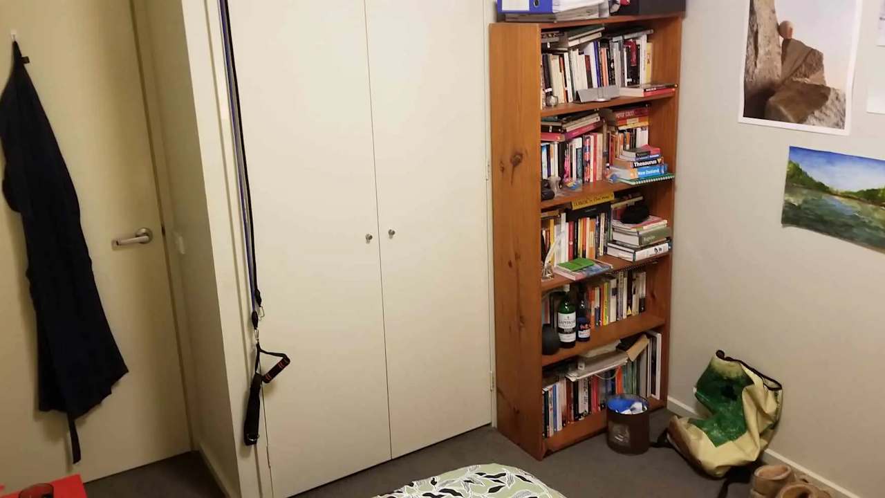Unfurnished room in a share house