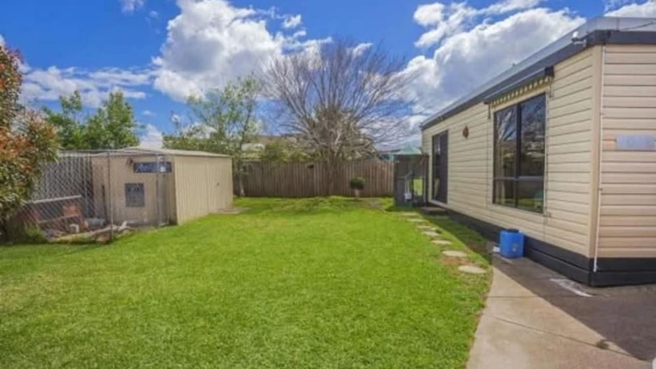 Furnished room granny flat for rent