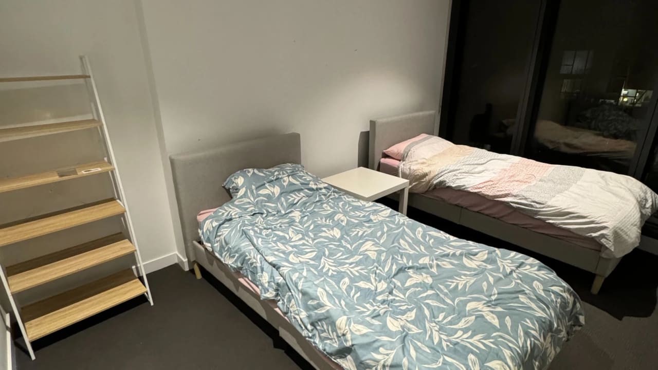 Furnished room in a flatshare