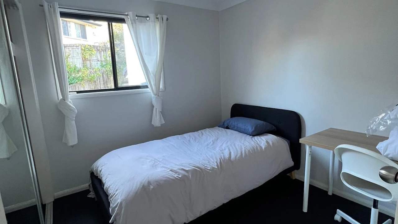 Furnished room with own bathroom