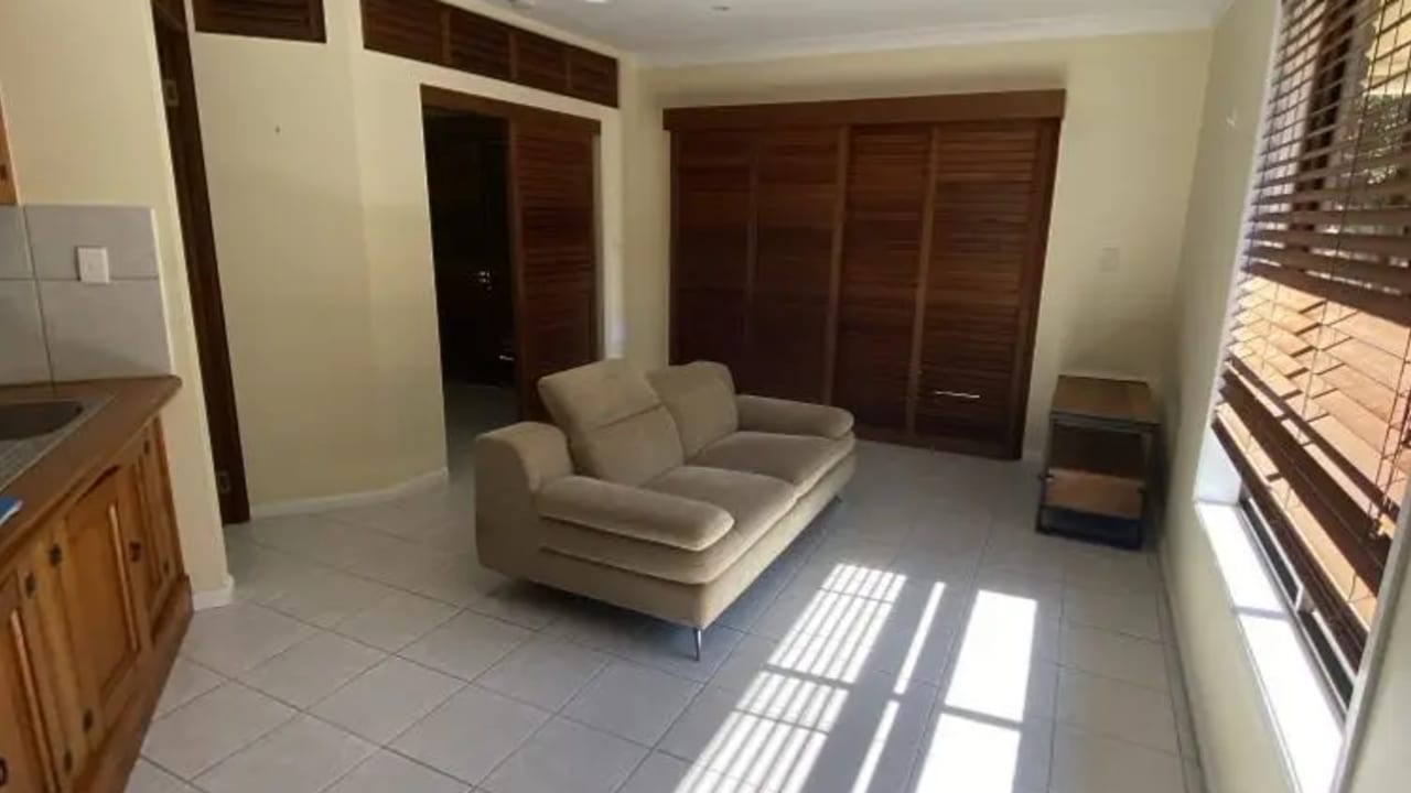 Room granny flat for rent