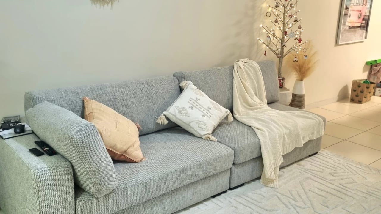 Furnished room with own bathroom