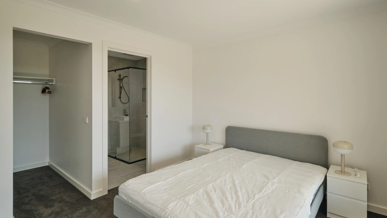 Furnished room with ensuite in a share house