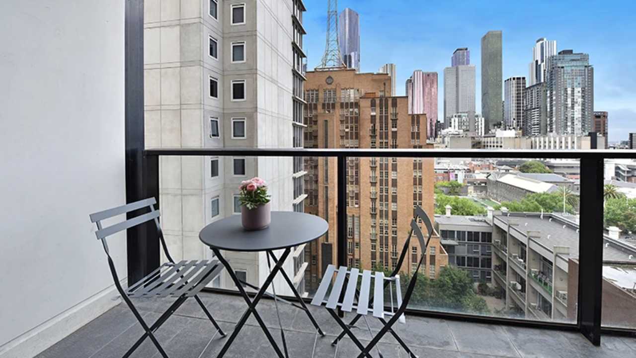 Whole property with 2 rooms for rent