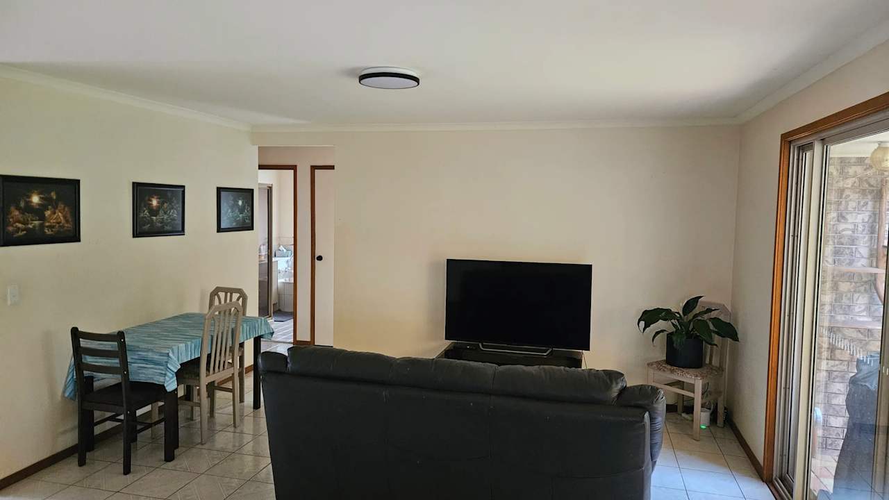 Room in a share house