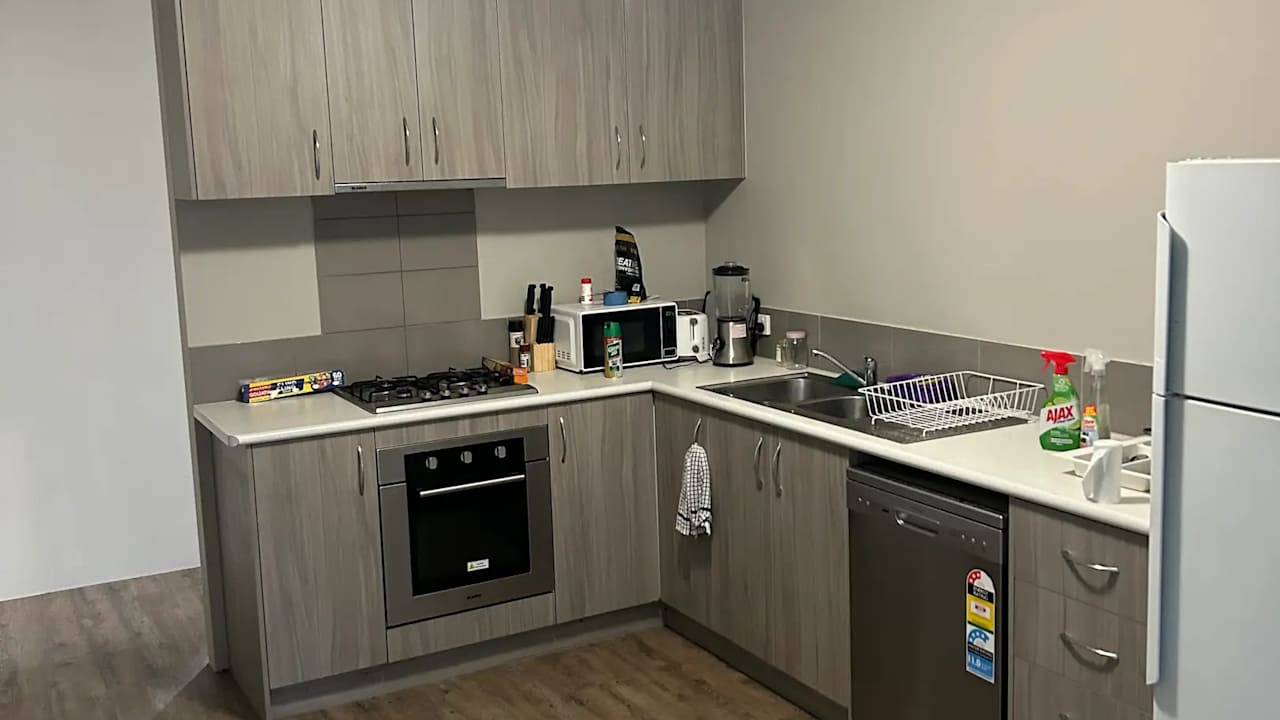 Unfurnished room in a share house