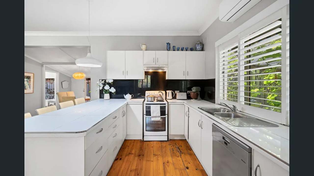 Unfurnished room in a share house