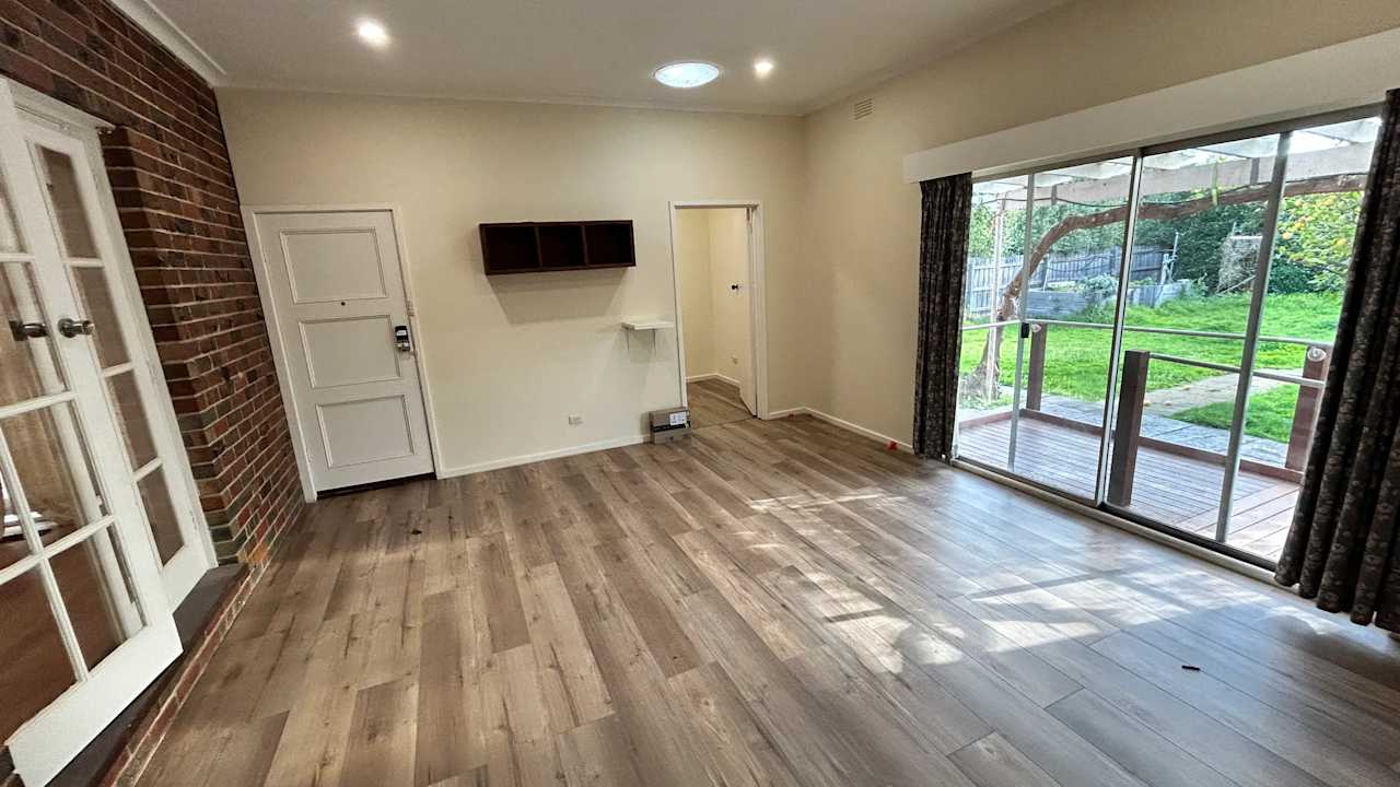 Room granny flat for rent