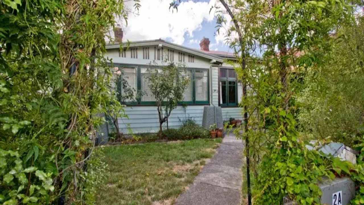 Room in a share house