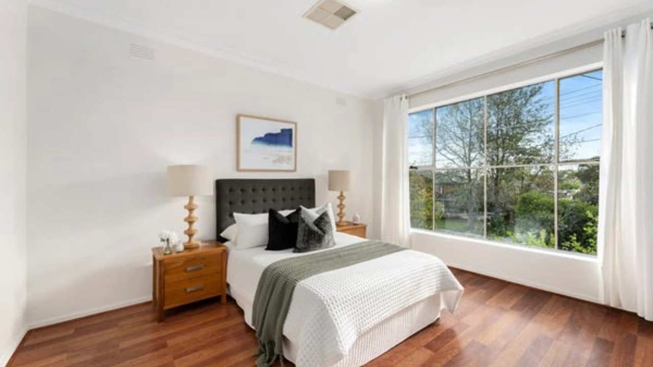 Whole property with 3 rooms for rent