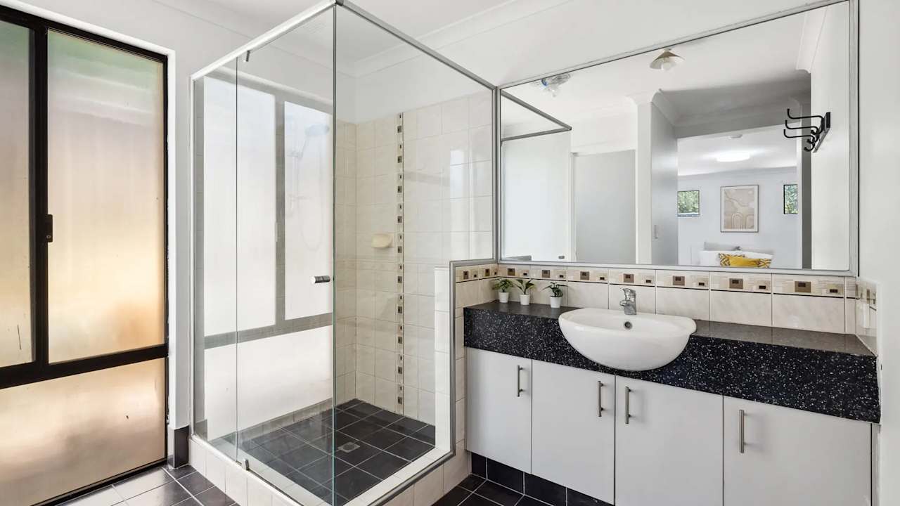 Furnished room with ensuite in a share house